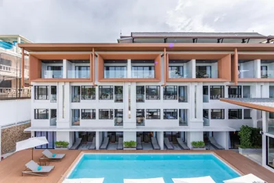 LIV Hotel Phuket Patong Beachfront – Fotos 7